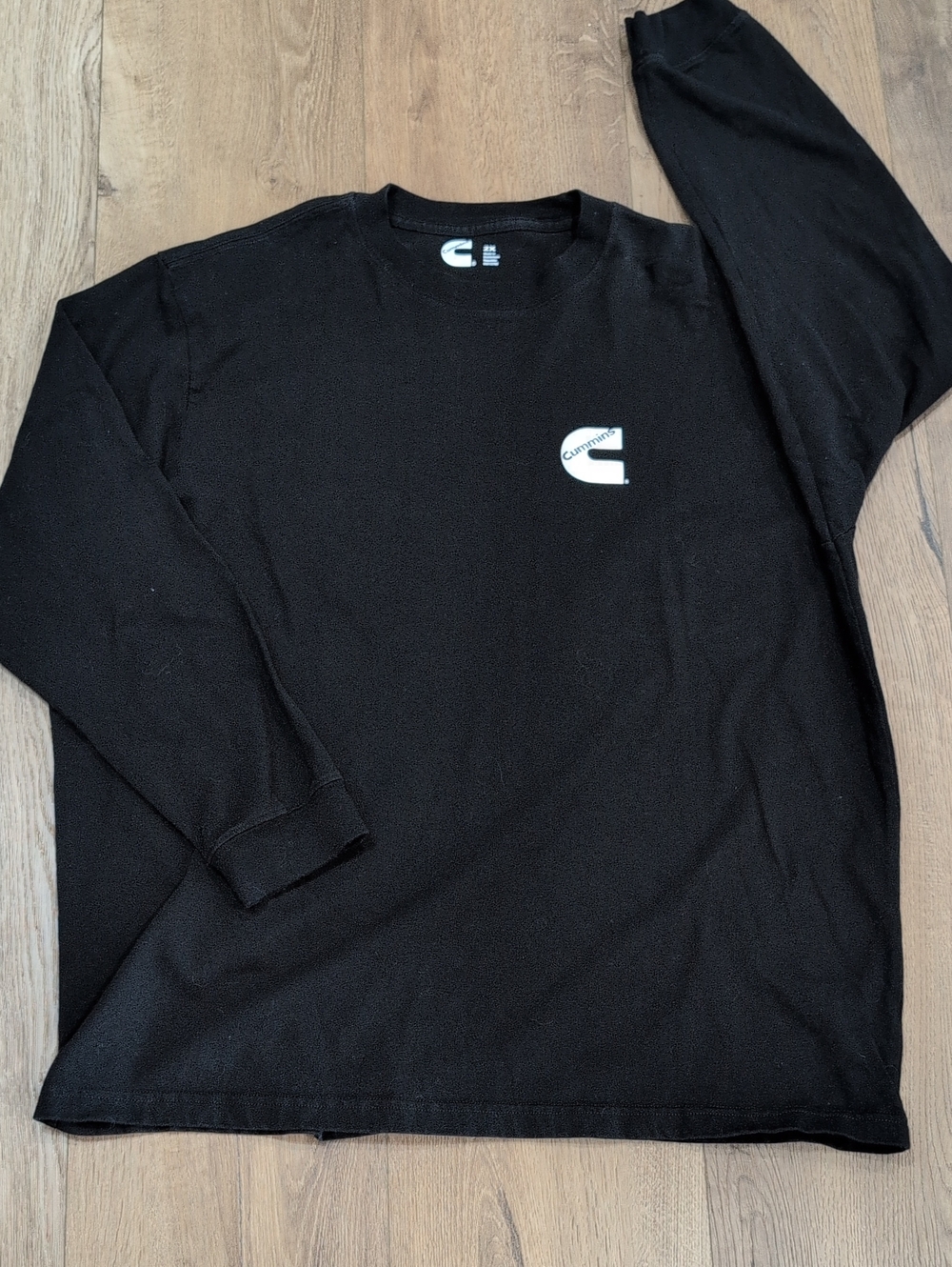 Cummins Men's Black Long-Sleeve Crewneck Shirt